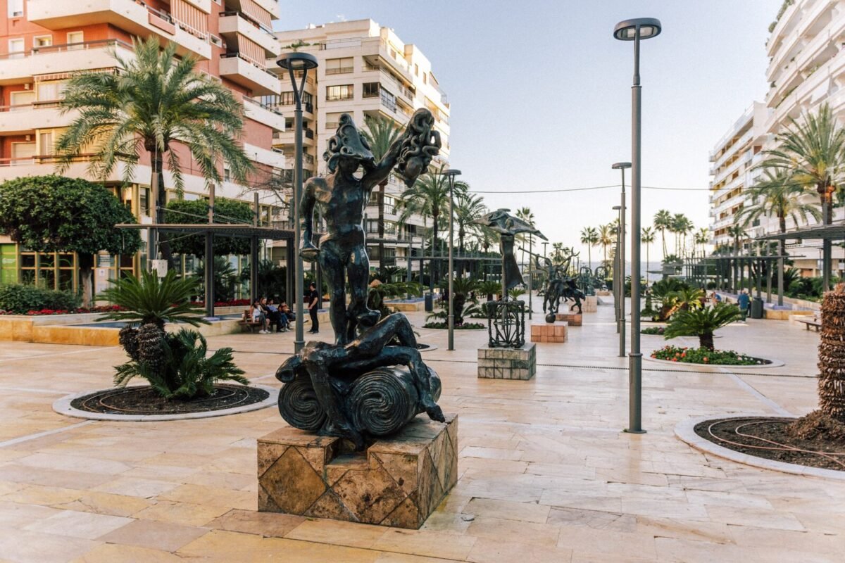 Tras las Murallas de Marbella